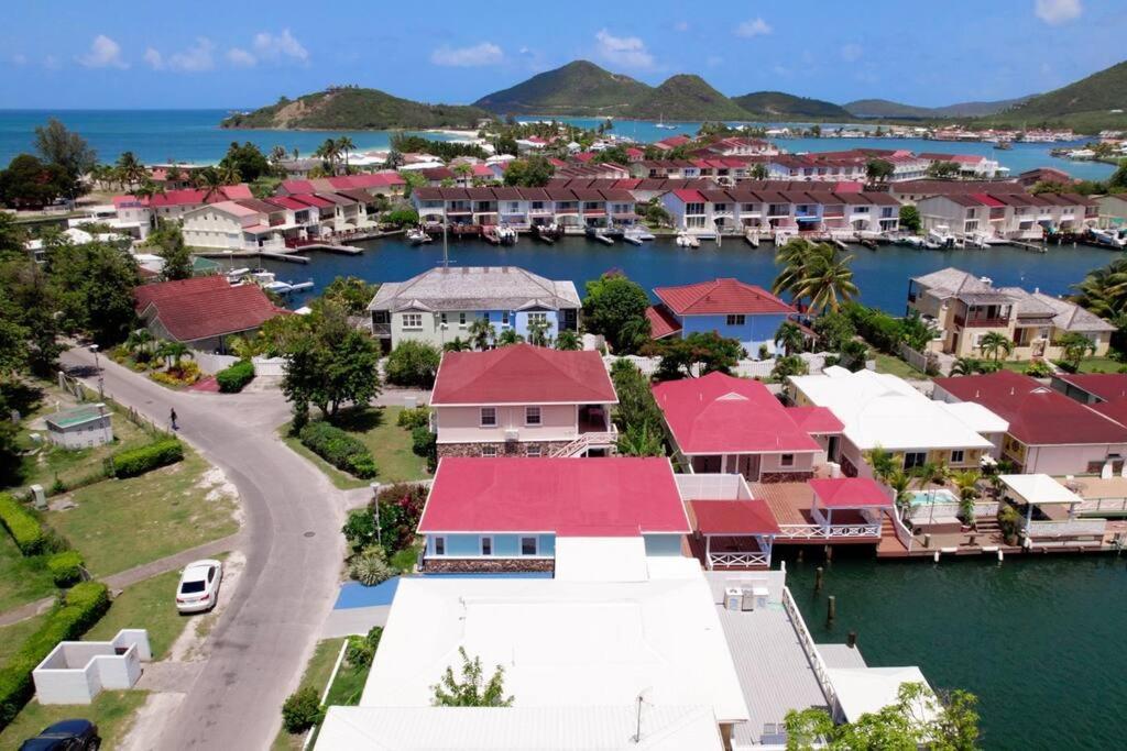 Attractive 3-Bedroom Home - Harbour Breeze Jolly Harbour Exterior photo